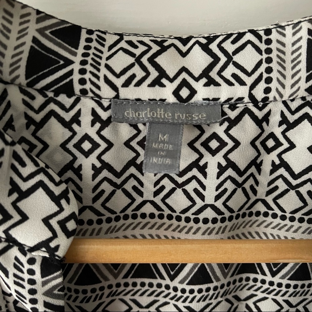 Aztec Print Blouse - Picture 5 of 6